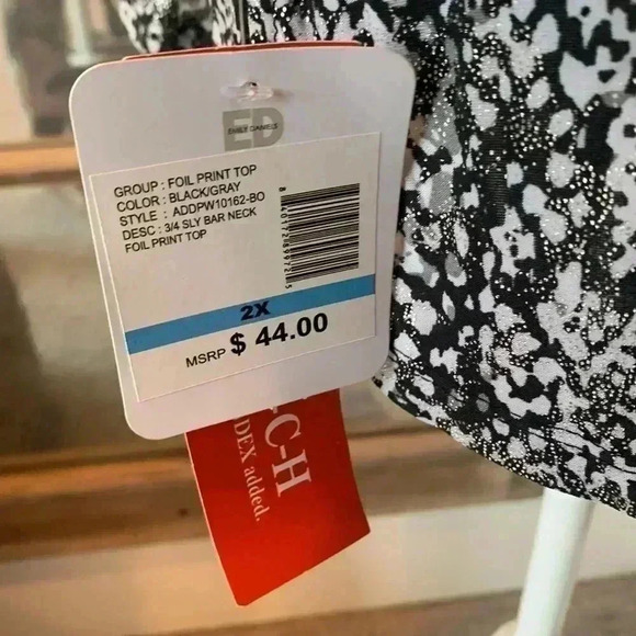 Emily Daniels 3/4 Length Sleeve Blouse - Picture 4 of 5